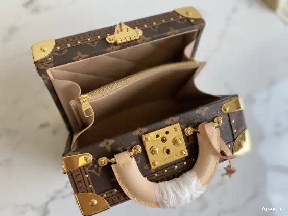 Vuitton Tresor Louis Valisette 0428